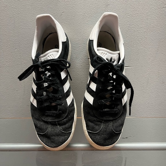 Adidas Gazelle Black and White Sneakers - Picture 4 of 7